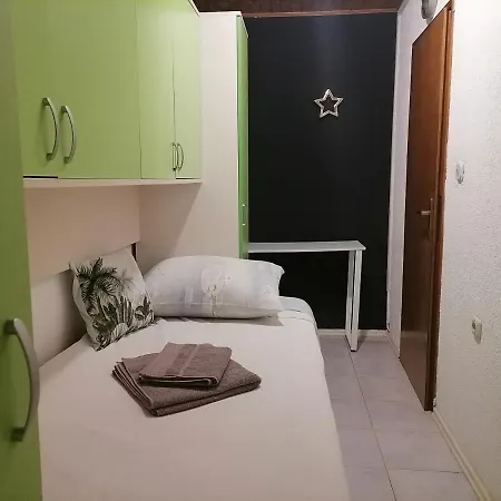 Apartman Zepina Pula Exterior photo